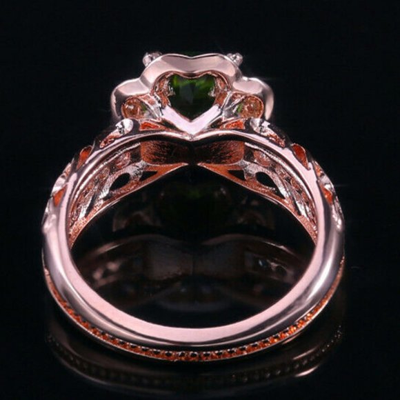 Elegant Rose Gold Round Cubic Zirconia Ring - Picture 3 of 6